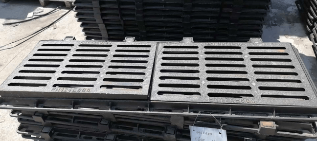 柏乡球墨铸铁连体双篦展示