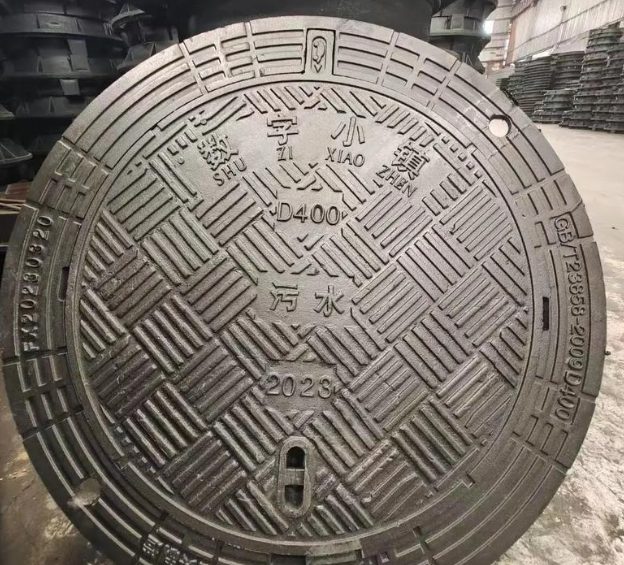 柏乡球墨铸铁防沉降井盖展示